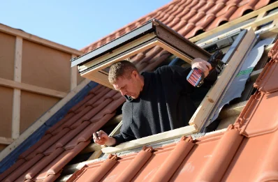 Pose de fenêtres de toit Velux à Wildersbach